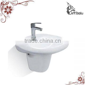 Ceramic wall hung sink & basin wall hung