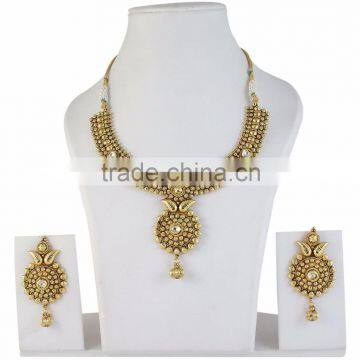 Indian Beautiful Gold Tone Polish Necklace For Women