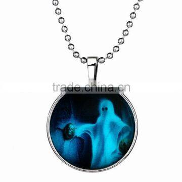 Hot sale festival jewelry night lighted Halloween ghost necklace