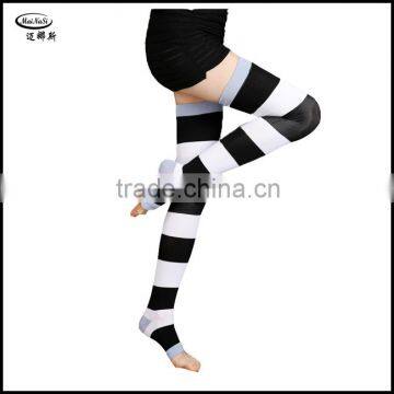 2016 Newest Striped Compression Sleeping Socks