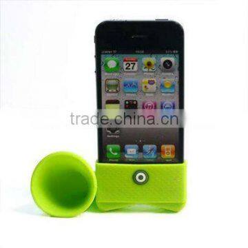 silicone sound amplifier or loud speaker