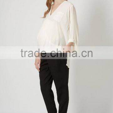 Sexy v Neck Maternity Fashion Blouses Maternity Wear With Front Pocket photo-2