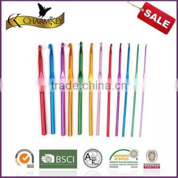 Charmkey Ergonomic Crochet Hook Set Colorful Aluminum Crochet t Shirt Yarn Tools photo-3