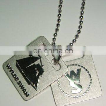 brass stamped zinc alloy dog tag with chain necklace, custom logo couple bottle opener dog tag with high quality