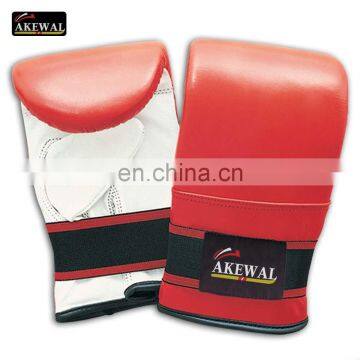 Hot Selling Best Quality Red and White Boxing Bag Gloves