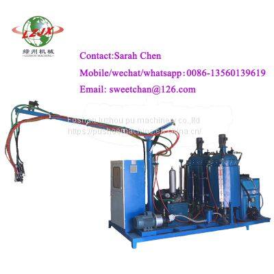 Pu cornice and plaster machine wood imitation rigid foam machine polyurethane hard foaming injection machine