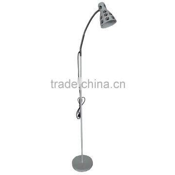 KLIGHT Painted Black Color Wooden Decorative Floor Lamps & Restaurant Standing Light