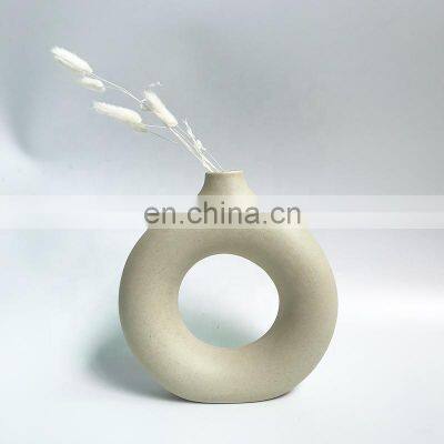 Modern Decorative Handmade Art Porcelain White Round Ceramic Irregular Flower Vase Nordic Dropshipping