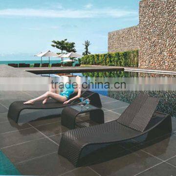 Outdoor Leisure Curved Design Rattan Lightweight Folding Beach Sex Lounge Chair photo-3