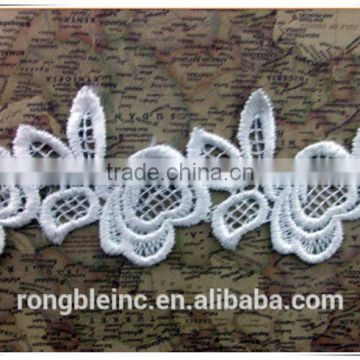 Cheap Polyester embroidery lace fabric in china