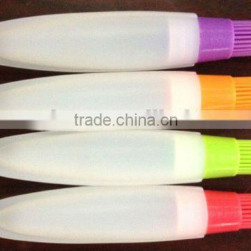 high quality and new design silicone liquid filling brush for basting and cake making