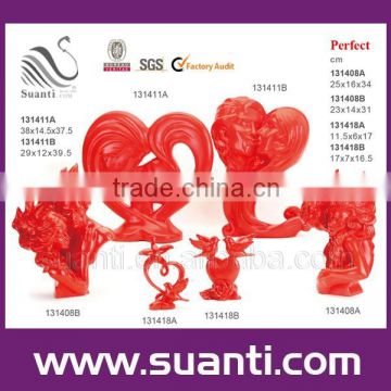 Decorative Chinese polyresin red love statue for wedding gift