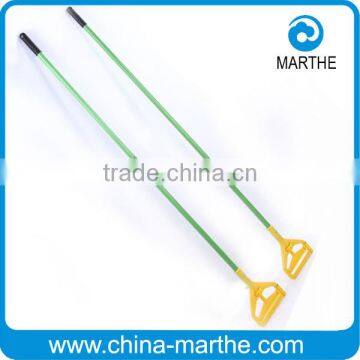 Mop Handle/ 60" Plastic Side Release Mop Handle