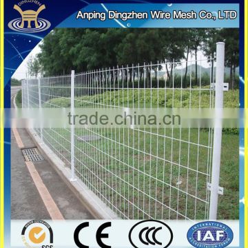 cheap fence, welded wire fence that easy to transport can save a lot of freight charge