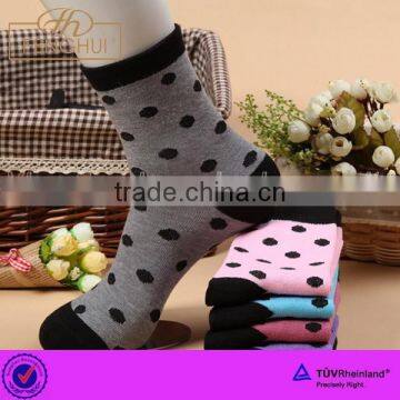 latest autumn cotton woman socks