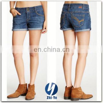 OEM factroy cheap woman fashion jeans in china