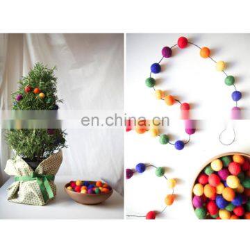 2mm- 10mm Wool Felt Balls for Craft Christmas Decoration photo-6