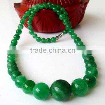 Natural Round Graduated Jade Gemstone Beads Necklace