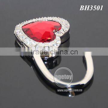 Red Crystal Heart Shaped Handbag Hooks White Rhinestones Portable Metal Folding Bag Holder Heart photo-2