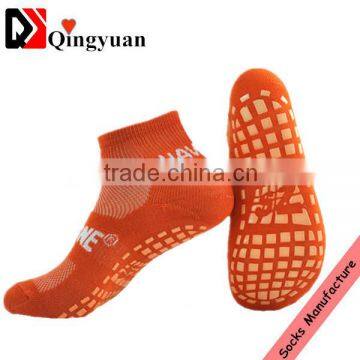 Yoga Trampoline Anti Slip Jump Pilates Non Slip Socks Pilates Grip Socks