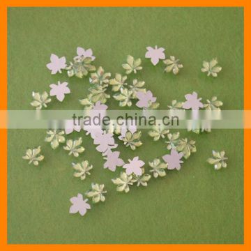 China Wholesale Flat Back Maple Leaf Shape Gemstones/Rhinestones for Fashion Jewelry