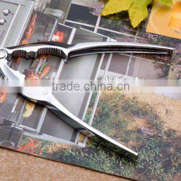 Cheap Nut Cracker Walnut Kitchen Tool photo-3