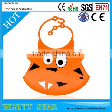 Wholesale Cute Food Grade Waterproof Big Pocket Baby Bib Soft Silicone Baby Bib With Openning Food Catcher