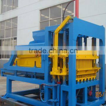 machine to make bricks