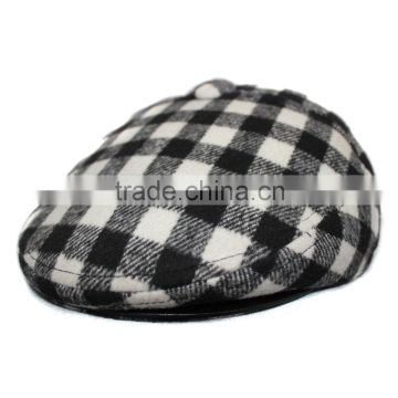 Winter warm plaid ivy cap with earflap and top button