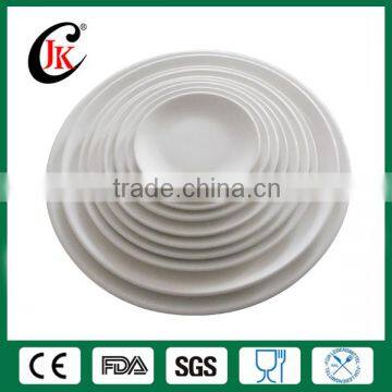 Wholesale cheap white ceramic shallow dinner dish, custom round porcelain dinner plate