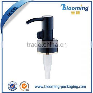 Plastic clip lockable liquid lotion make up cream pump of cosmetic packagings