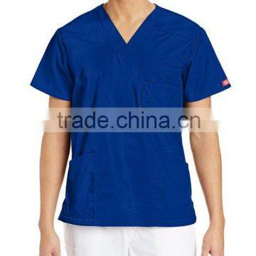 Custom Men's V-Neck Scrub Double Chest Pocket Top photo-3