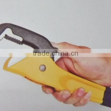 heavy duty fast pipe wrench ,rigid type pipe wrench with dipped handle