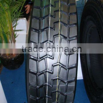 RADIAL TRUCK TIRE