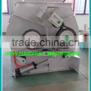 Livestock feed making machine