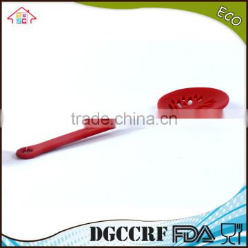 NBRSC FDA/LFGB Heat Resistant circular silicone slotted spoon shovel spatula turner spade new leaf shaped