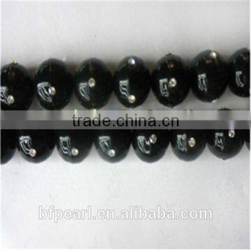 Best Price of 10mm Black Shell Pearls Beads with 4 Crystal Beads for Sale