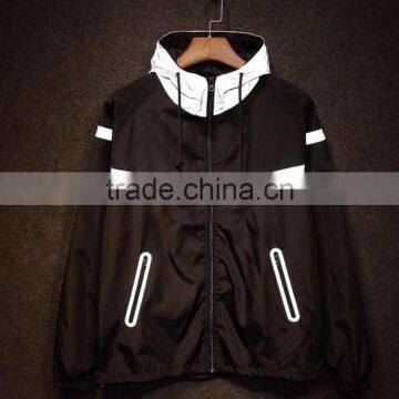 2016 Windstopper Lightweight Hooded Reflective Coat