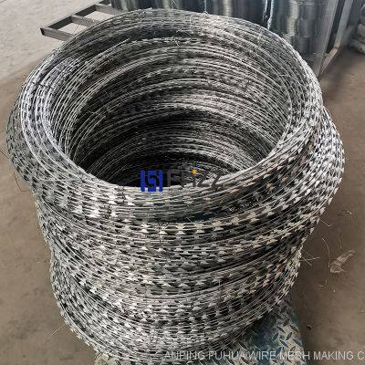 Hot Deep Galvanized Razor Blade Barbed Wire BTO-22 Diameter 980mm for Security Fencing Barriers