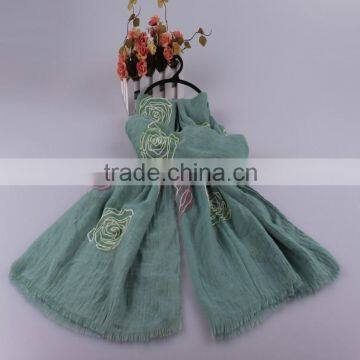Wholesale Colorful Flower Cotton Women Fashion Embroidery Scarf With Tassel Quality Choice