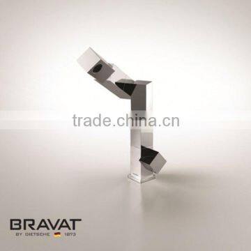 new design brass kitchen faucet Ceramic cartridge Chrome finished