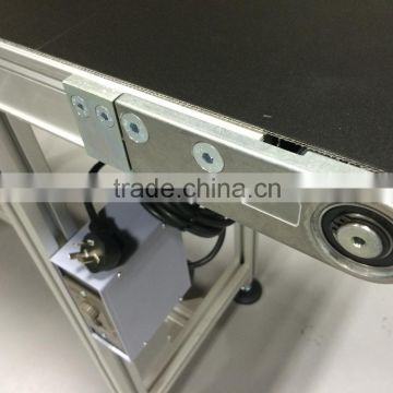 Aluminum Type screw led lights assembly line with black blet conveyor