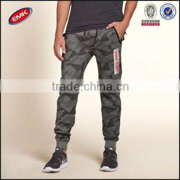 men's fashion camouflage sweatpants with zipper pocket on side