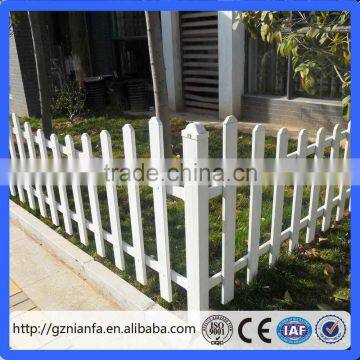 Guangzhou factory supply free sample white pvc privacy grass fence for garden