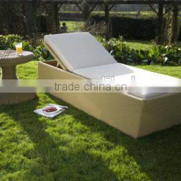 Outdoor Lounge Bed With 2 Years Warranty