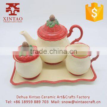 Eco-friendly Strawberry Ceramic Soup Pots With Lid for Kitchenware photo-5