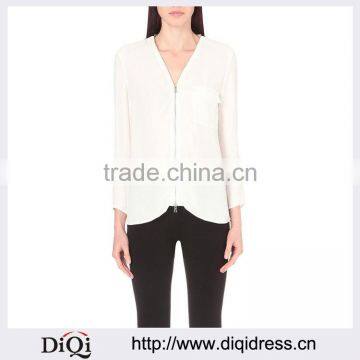 Wholesale Women Front-Exposed Zip V-neck Long Sleeves Textured Stepped Hem Crepe Blouse(DQE0151T)