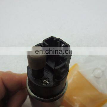 Factory Wholesale oe 23221-50100 23221 50100 For Toyota Land Cruiser Prado GRJ120 4Runner GX470 Fuel Pump Bomba de Combustible