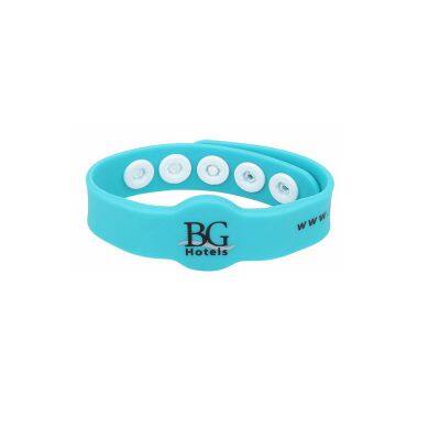 Custom Logo Controllable LED Flashing Luminous Bracelet Gift RFID Silicone Wristband photo-4