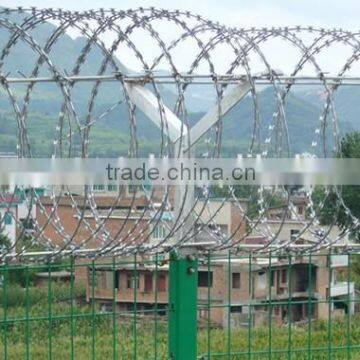 high quality Crimped Razor Wire mesh/economic